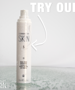 Daily Glow Moisturiser - SKIN